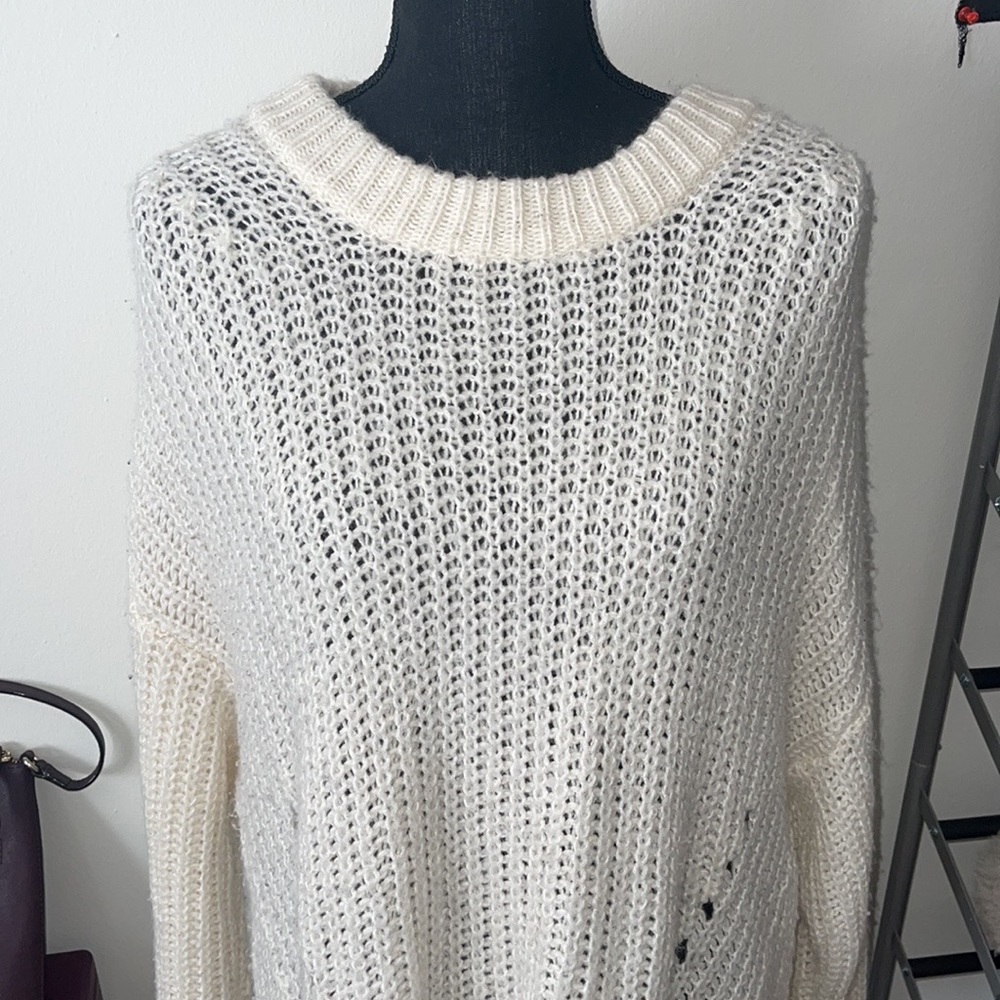 AEO Sweater - Picture 2 of 10
